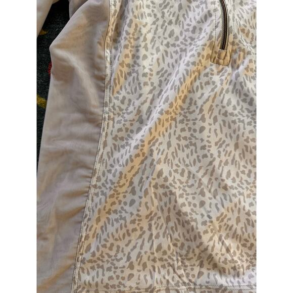 NWT Aritzia TNA Fits Butter Flare Hi Half Zip-Up Shirt Size Small - Picture 3 of 6